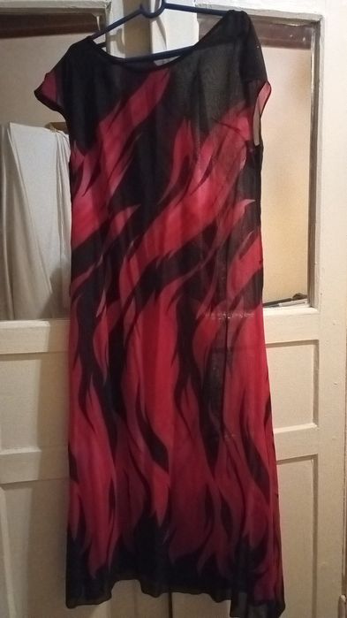 Продам платья недорого