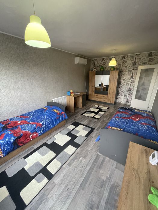 Двуетажна самостоятелна къща в Димитровград.