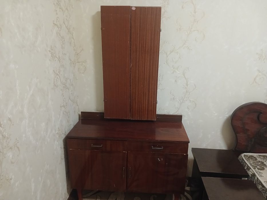 Трюмо тез ва арзон