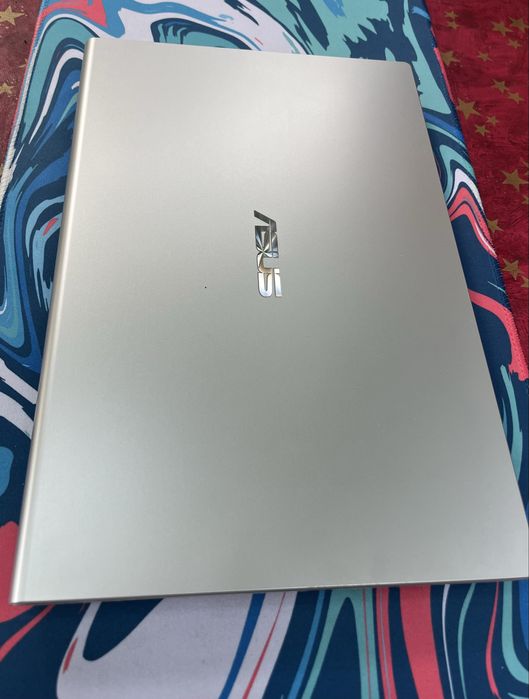 Laptop ASUS  ca nou