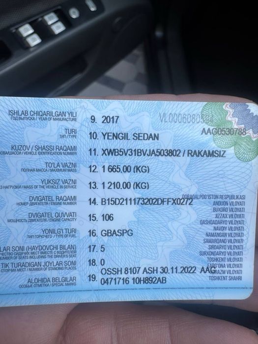 Jentra moshina sotiladi