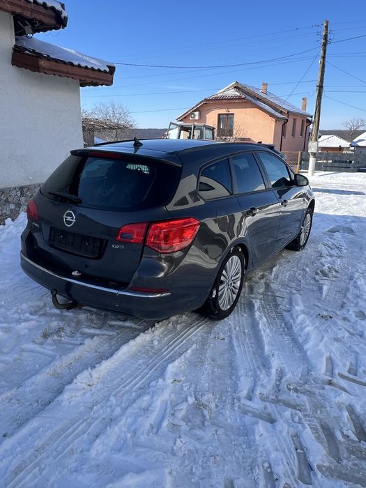 Opel astra J 2015 на части