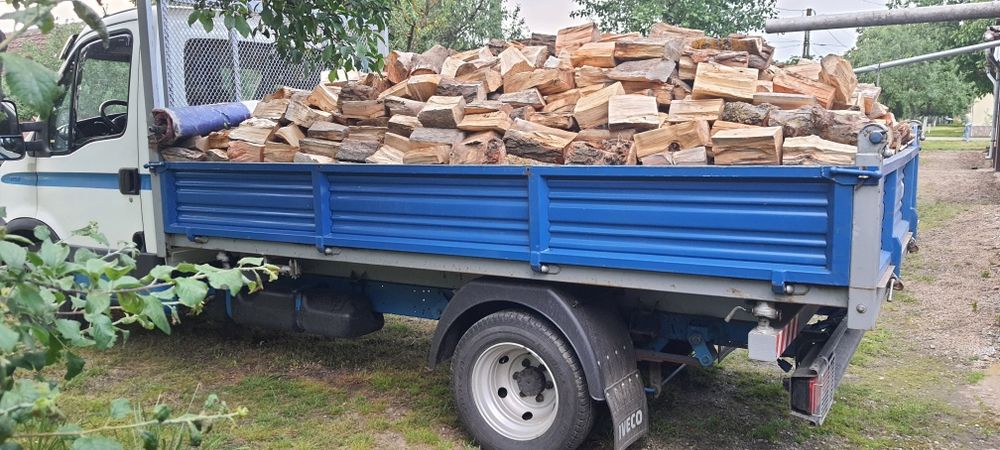 Lemn de foc Întreg sau Tăiat si Crapat