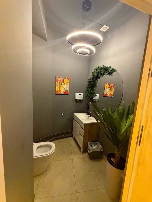 Срочна Продаётся Нежилой Помищение Центр Айбек Мирабад Yalpiz 80м2