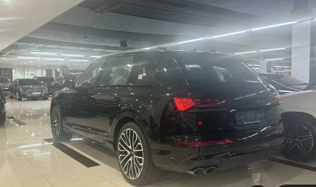 Audi SQ7 Quattro Premium