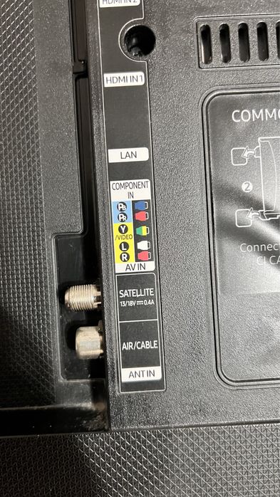 Продам телевизор на запчасти