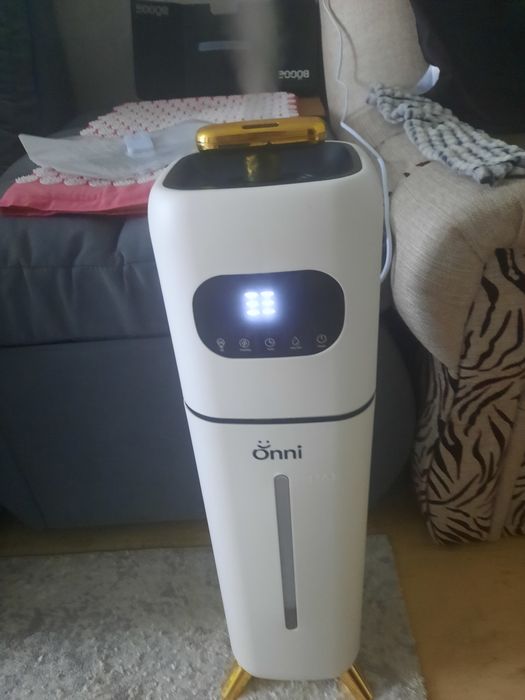 Продам увлажнитель воздуха ONNi