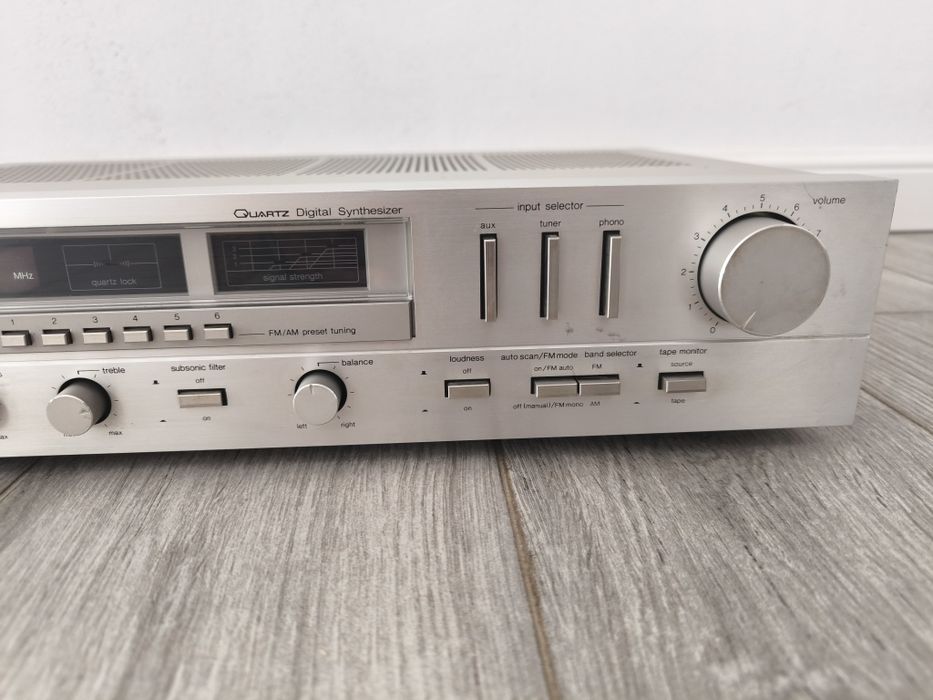Receiver Technics SA 212