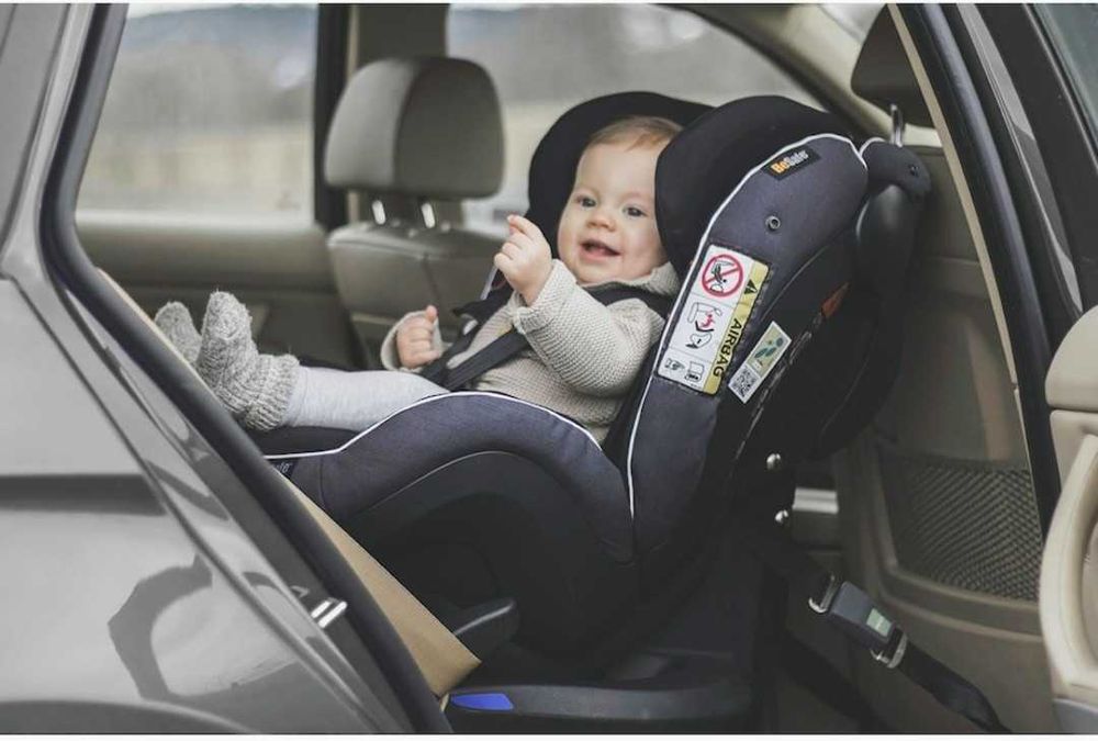 Scaun auto copii BeSafe iZi Plus, 3 luni–5 ani, 0–25 kg, roșu