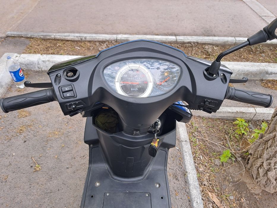 Продаётся Скутер-Suzuke