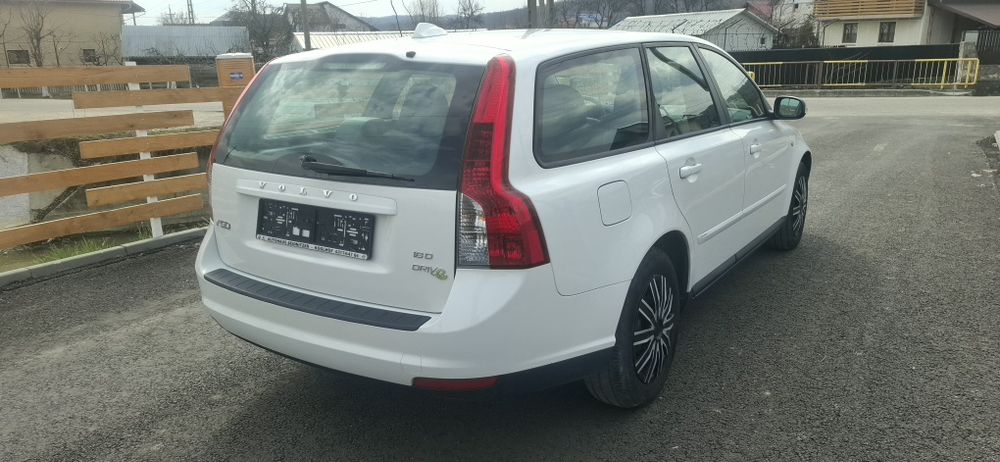 Volvo V50 / 2009 / 1.6 D