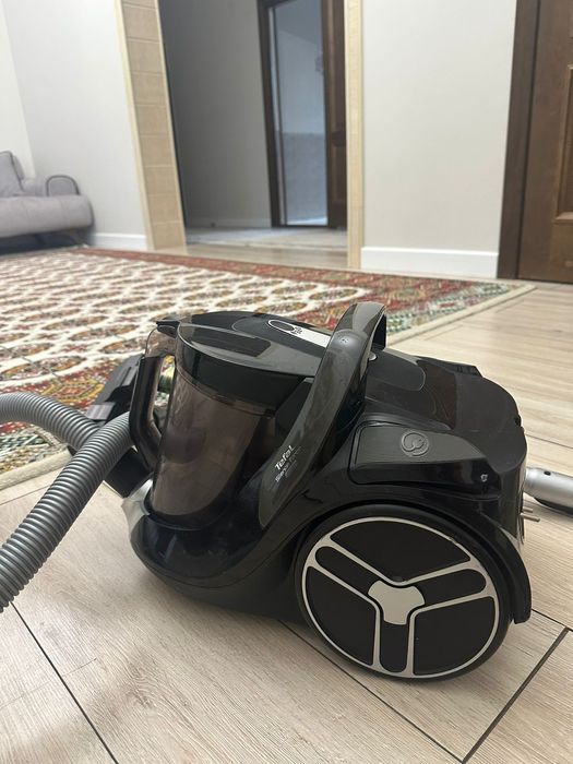 Срочно продам пылесос