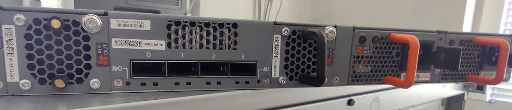 Управляем суич Juniper EX4300-48P с 48*1G PoE, 4*SFP+ 10G/1G, 4*40G