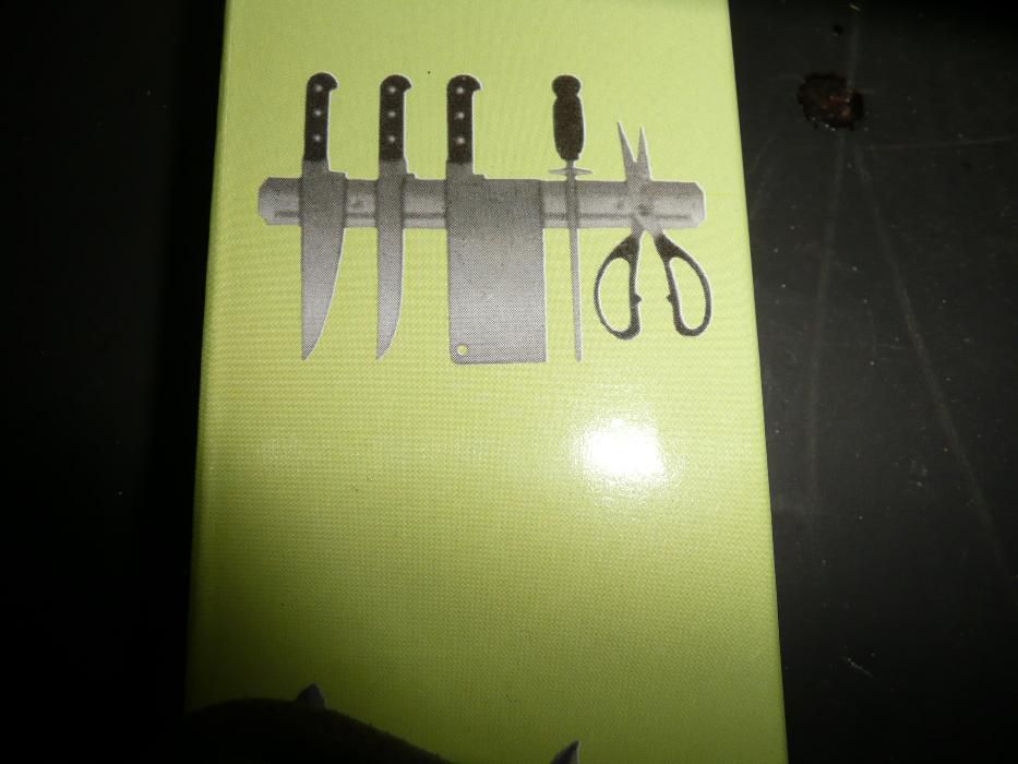 Магнит за ножове