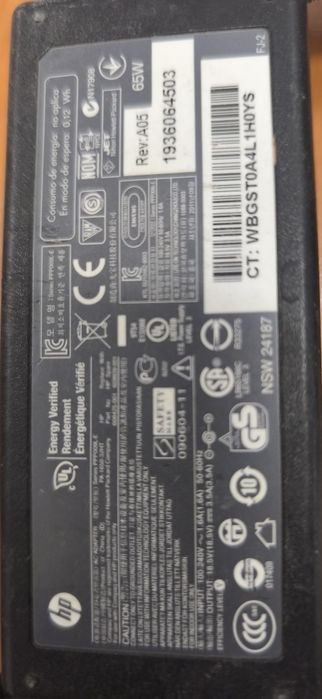 продам зарядку HP 65 w