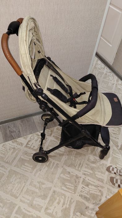 Детская коляска для ребёнка до 3 лет