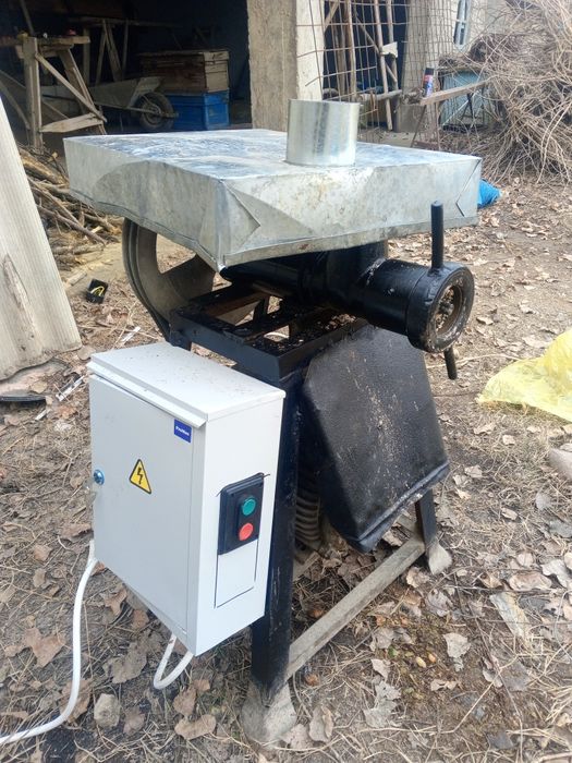 Meserofka sotiladi 380v