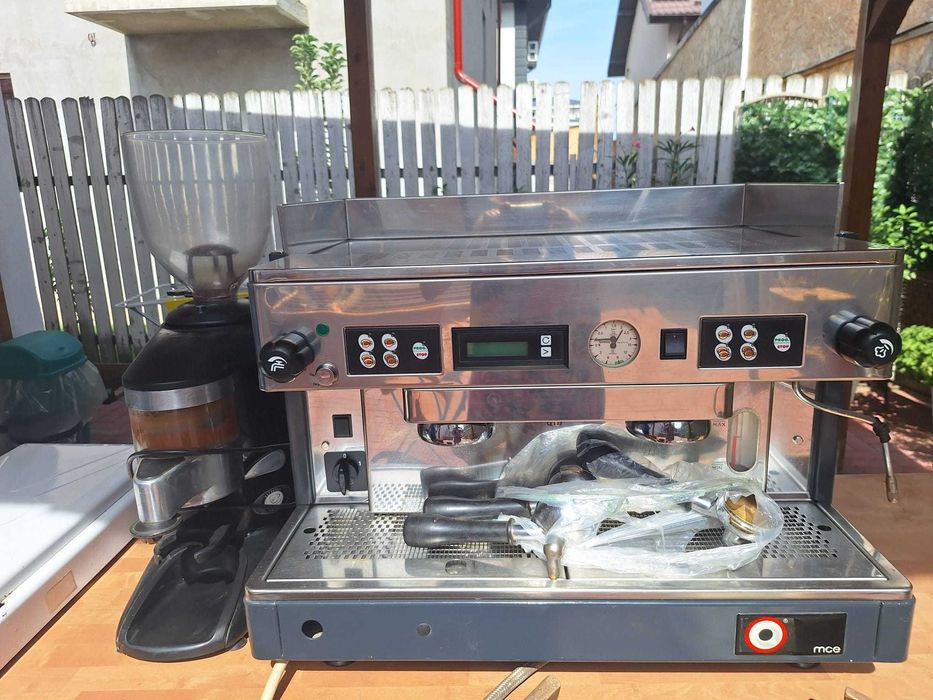 Expressor cu doua grupuri +rasnita