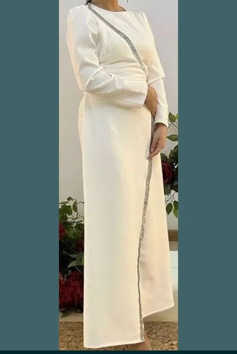 Платье вечернее и повседневное