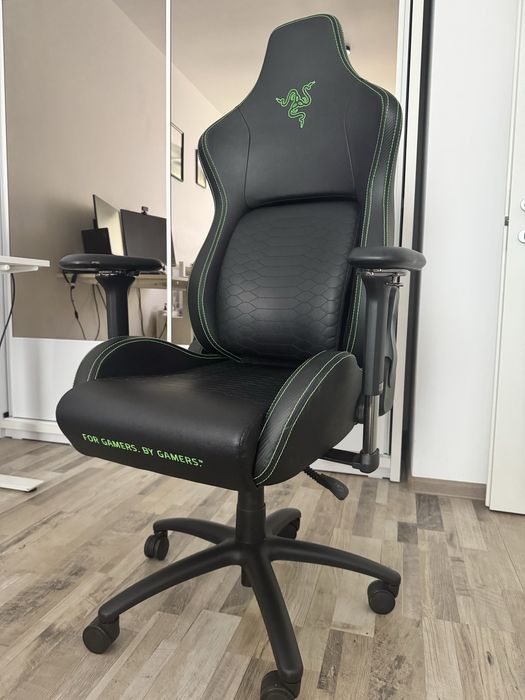 Scaun gaming RAZER Iskur - ca nou, suport lombar