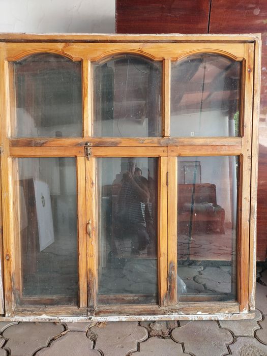 Продам дёшево деревянные окна в нормальном состоянии без подоконников