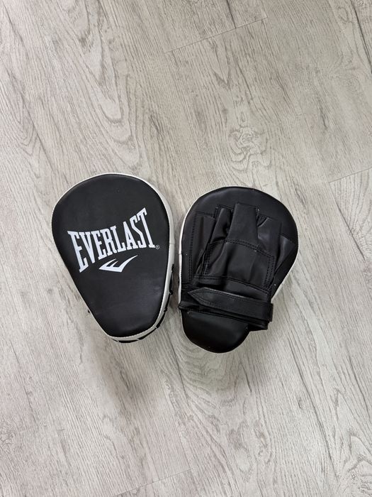 боксёрские лапы (фокус-митты) Everlast