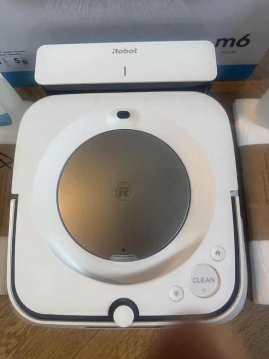 iRobot Roomba I7
