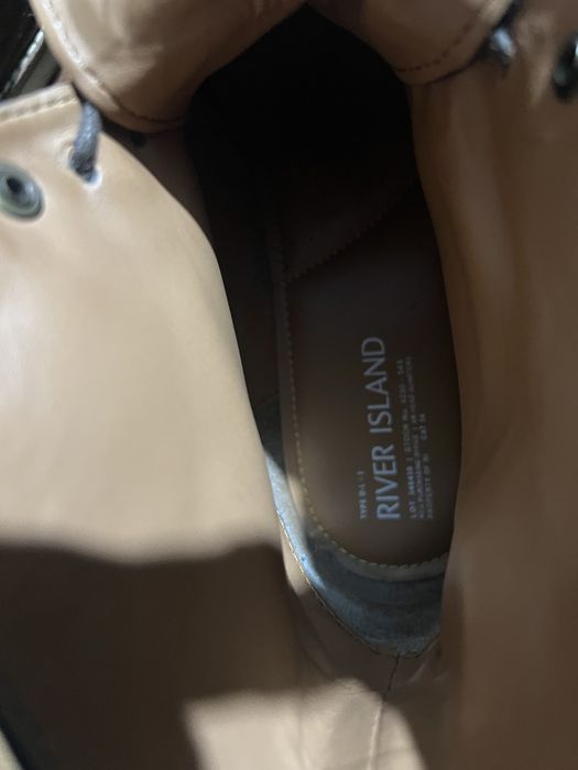 Vand ghete din piele pentru barbati River Island