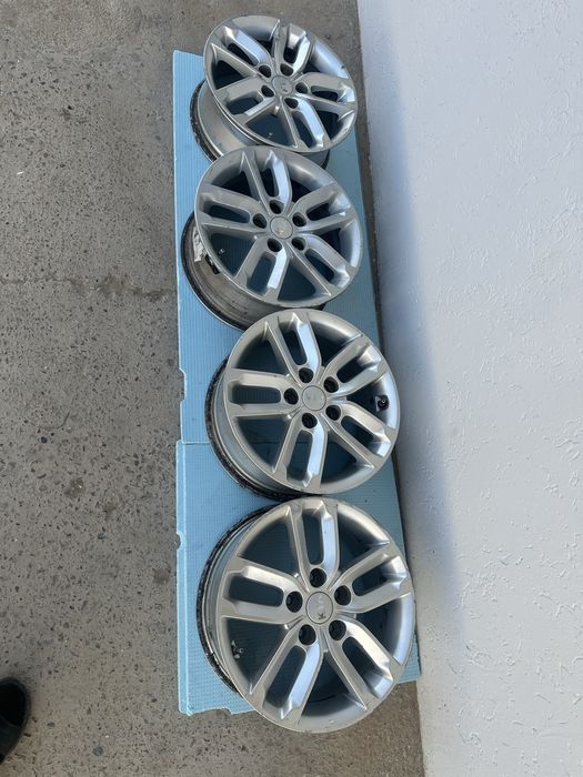 Титановый диски r16