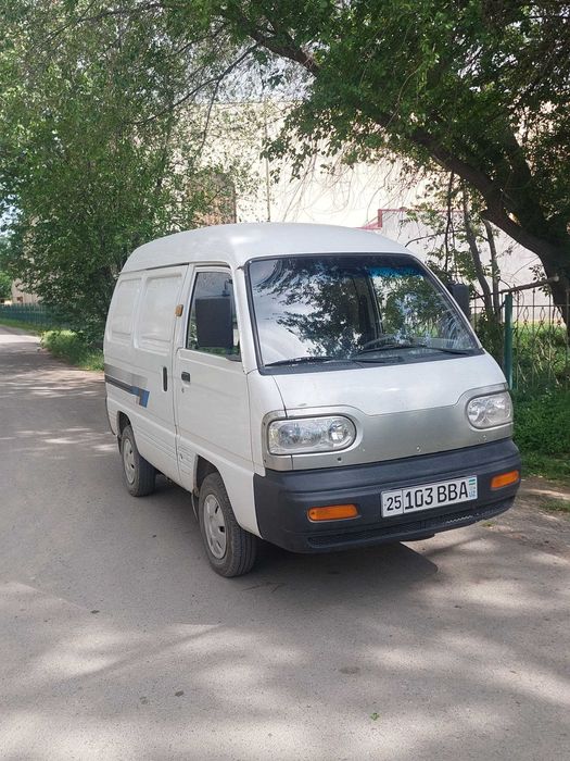 Damas VAN. Chevrolet 2011 yil