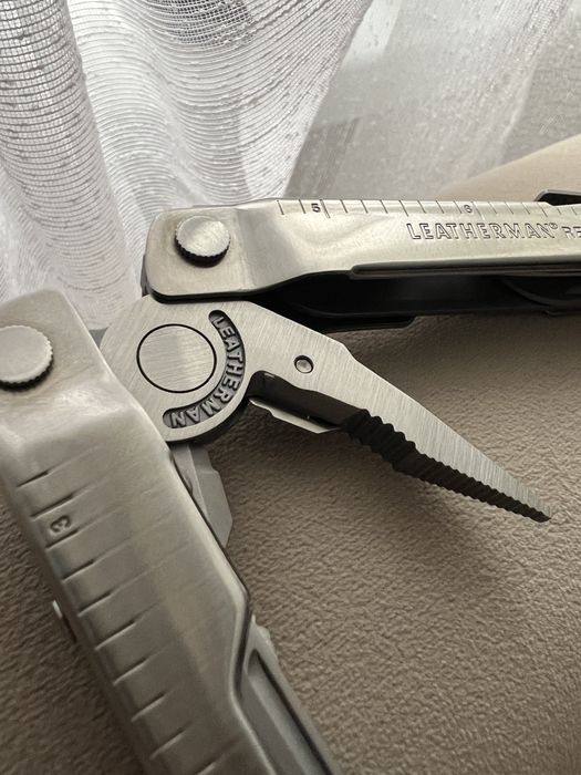 Multitool Leatherman REBAR nou cu husa