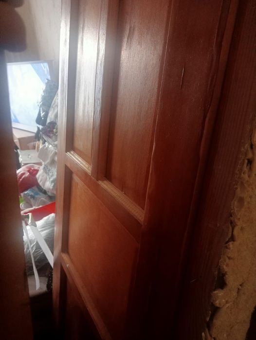 Продам двери деревянные