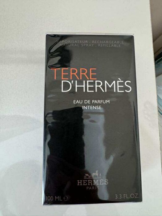 Продавам оригинален Нermes Тerre D'hermes Intense 100 ml
