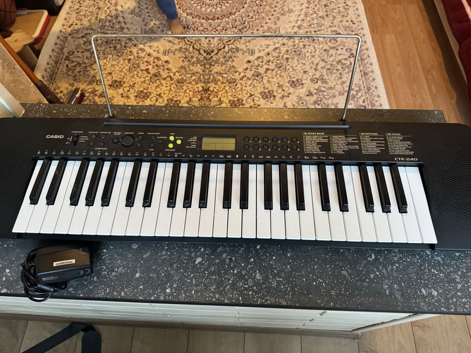 Синтезатор Casio