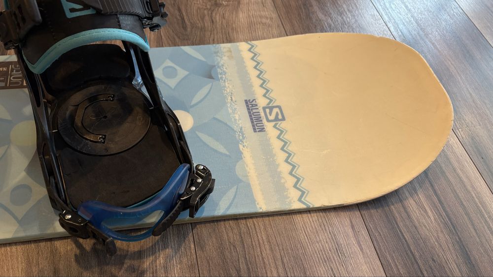 Snowboard Salomon Liberty XXS 135cm + legaturi Salomon