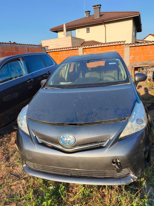 Toyota Prius 1.8 Hybrid на Части
