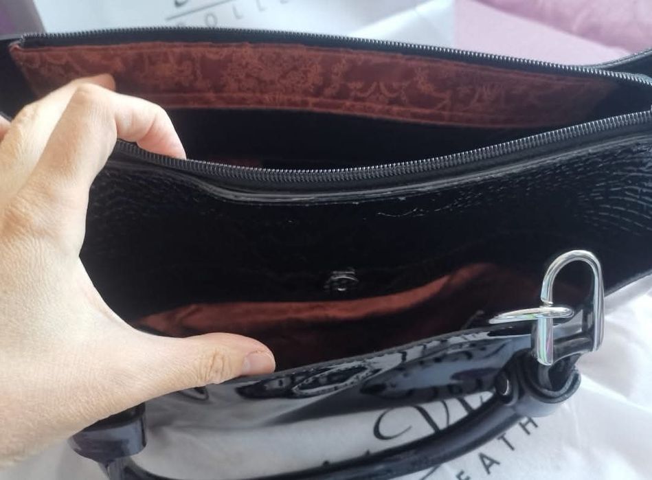 Нова дамска чанта естествена кожа и лак