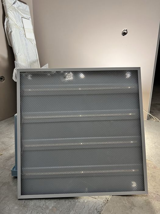 Светильники и лампочки