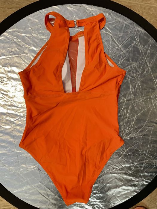 Costum de baie nou portocaliu intreg marime M
