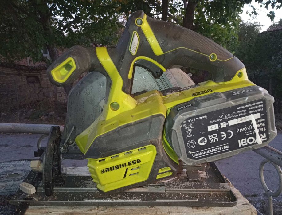 Акумулаторен циркуляр RYOBI