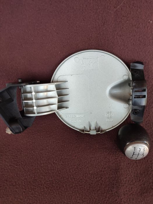 Топка скоростен лост Alfa 147 +Капачка комплект за резервоар