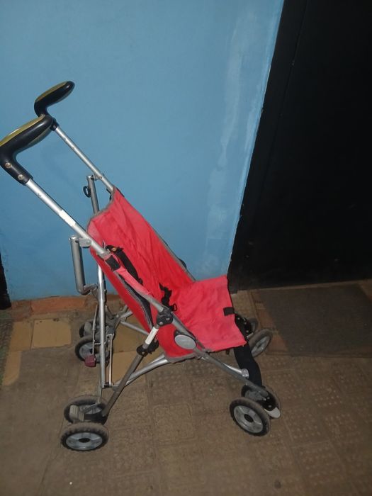 Детская коляска чикко