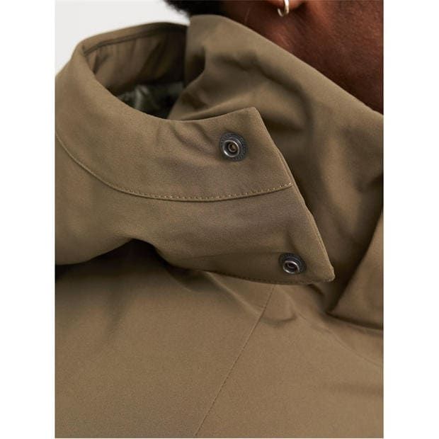 Geaca jack & jones pentru barbati.