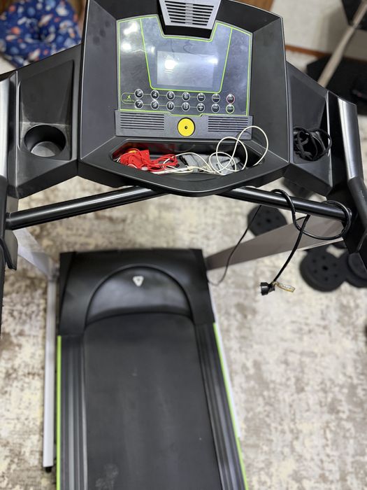 Беговая дорожка.