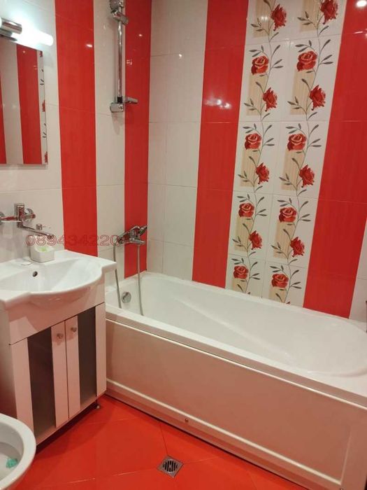 Продава се Четиристаен апартамент в София, Люлин 9 - 103 кв.м за 2020 €/кв.м - Снимка #11