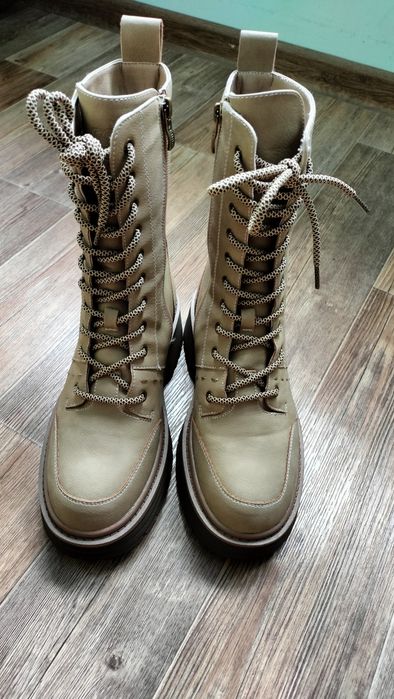 Ботинки зимние новые 38р