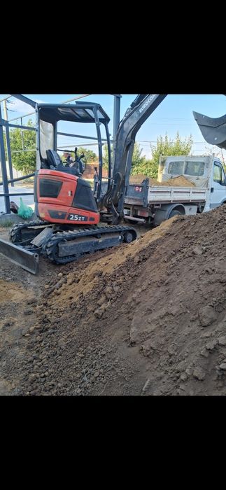 Miniescavator Compact 2.5tone