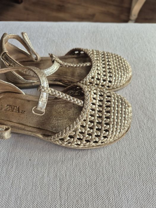 Sandale Zara/ aurii/ 27