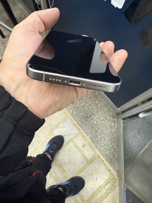 Iphone 15 pro max 512