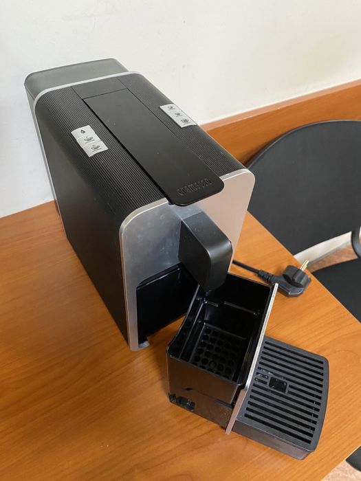 Кафе машина с капсули cremesso compact